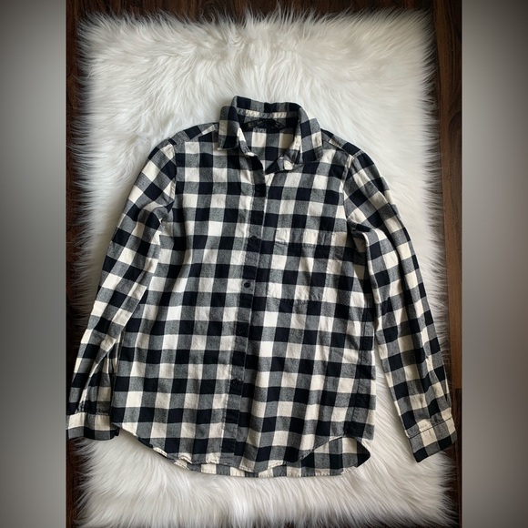 Button Down Bundle - Picture 10 of 12